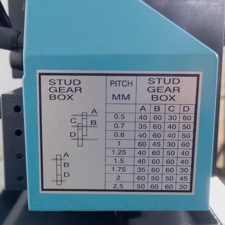 Настольный токарный станок AURA TM-300VФото 3240-02.jpg