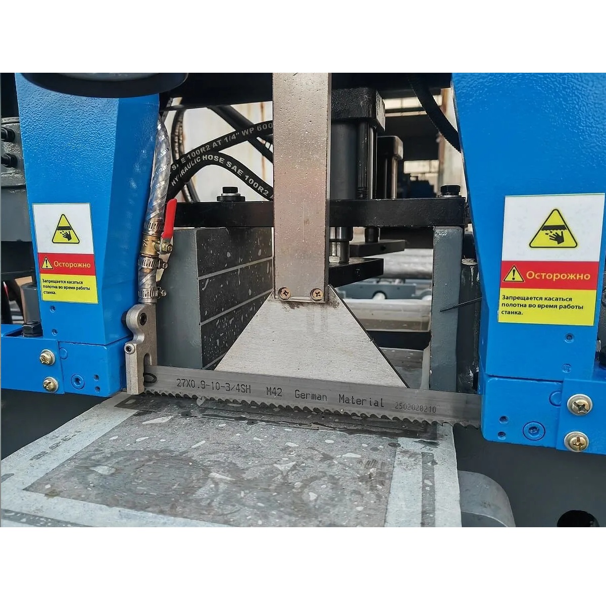 Автоматический ленточнопильный станок по металлу c поворотом до 60° MetalTec BS 300 ZAФото 4293-06.jpg